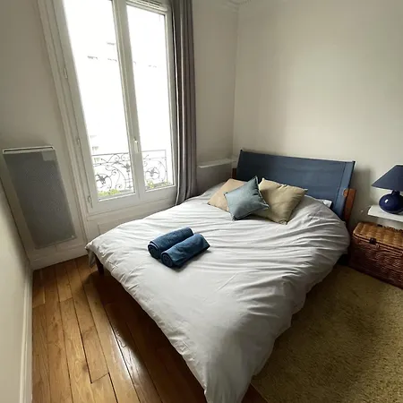 Sunny, Quiet 2-room Apartment, 15th - Montparnasse Apartment