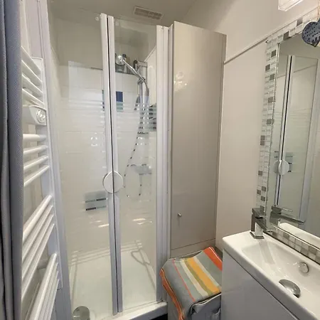 Apartment Sunny, Quiet 2-room Apartment, 15th - Montparnasse